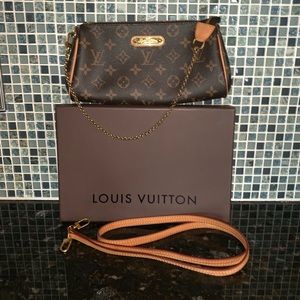 Louis Vuitton Eva clutch - excellent condition!